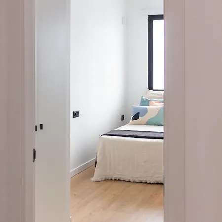 Leones By Concept Flats *